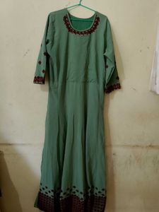 Embroidered Green gown with long dupatta💚