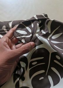 Brown &amp; White Leaf Print Shirt