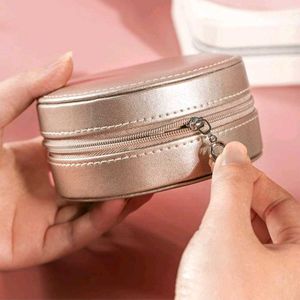 Tira Beauty Round Jewelry Travel Case - Gold