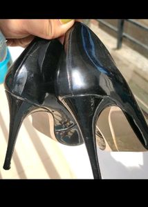 ALDO Black Patent Heels