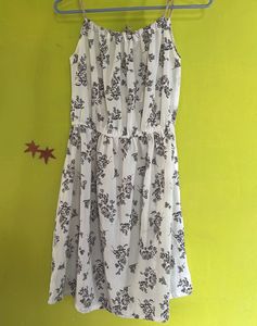White Floral Sleeveless Summer Dress