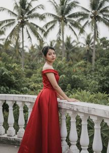 Elegant Red Off-Shoulder Dress