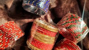 Combo Pack Red And Golden Metal Bangles