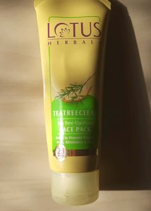 Lotus Tea tree Clarifying Face Pack