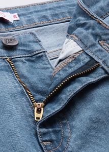 Trendy Light Wash Bootcut Jeans