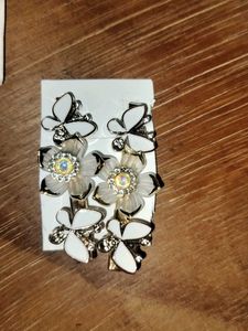 Floral Hair Clips - 2 Pairs
