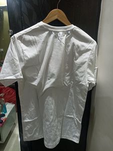 Levi&#39;s White Logo Print T-shirt XL