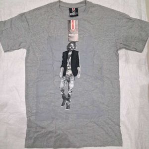 New Half Tshirt (M)