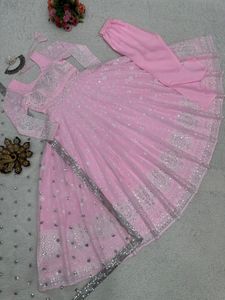 Brand New Video Add Trendy Heavy Gown