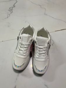 White Casual Shoes for Women from Ginger-siz