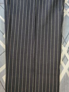 Negotiable Woman Skinny Black Formal Pants Stretch