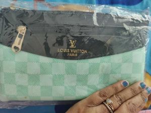SLING BAGS WITH MULTI ZIPPER N SPACIOUS WALLET