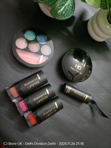 Shannon LA Makeup Set