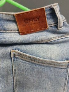 Light Wash Denim Jeans