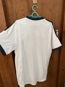 Real Madrid Adidas T-Shirt(Trendy Retro)