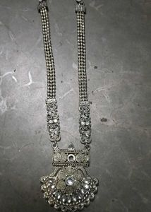 Pack Of 24 Jwellery And Earings Set...