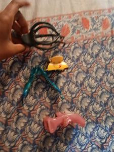 mixed clutchers and face pack , ethnic