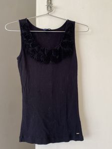 Black Sleeveless Top