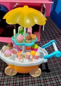 Ice Cream Parlour With Music &amp; Light