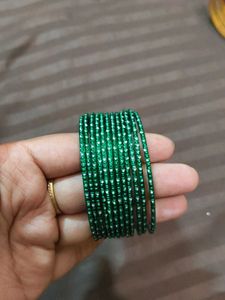 Black &amp; Green Bangle Set