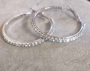 AD STONE HOOP EARRINGS