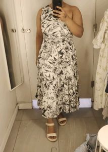 Beautiful 😻 - H&amp;M Dress Off Shoulder