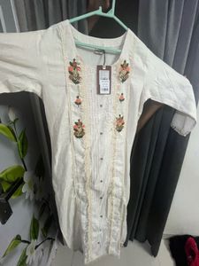 Elegant Embroidered Kurta
