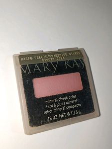 MK Mineral Cheek Blush And Nykaa Highlighter