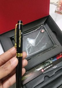 Sontaria pen and wallet set, with refill.