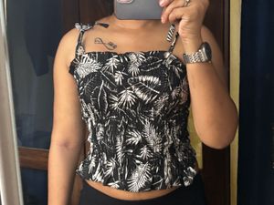 Leaf Print Sleeveless Crop Top