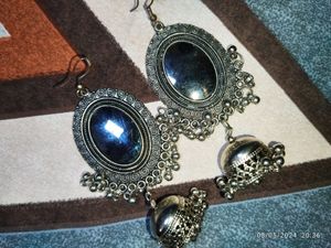 Attractive Shining Earing For Girl And Women.