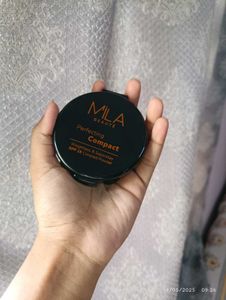 Mila Beaute Compact Powder Sand Beige