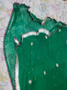Green Dupatta with Floral Embroidery