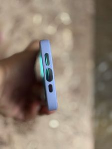 2 iPhone 15 Cover (Free Blue Case)
