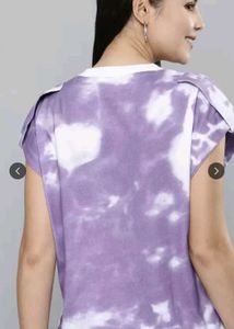 Levi&#39;s X Deepika Padukone Tie&amp; Die Top