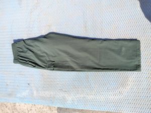 OLIVE GREEN LOWER