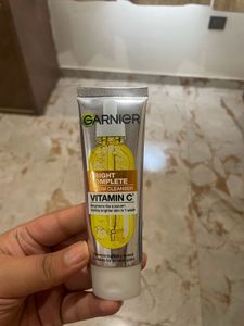 Garnier Vitamin C Serum Cleanser
