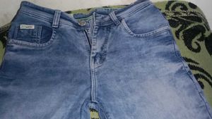 Stylish Light Blue Slim Fit Jeans for Men