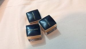 Loose Powder