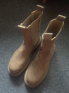 H&amp;M Chelsea Boots