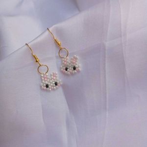 Bunny 🐰Beaded Earrings