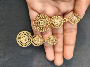 Girls Golden Earring