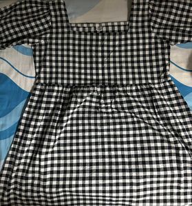 Gingham Puff Sleeve Dress