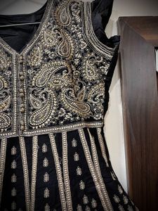 Elegant Black Embroidered Anarkali Kurta
