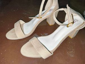 Heel Sandal👠