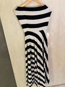 Super Classic Black And White Tube Maxi Dress