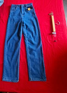 Straight Jeans
