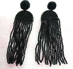 Long Neck Piece And Black Earrings