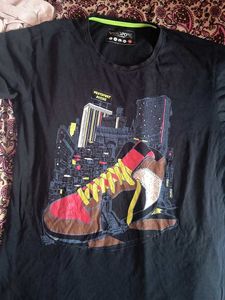 Graphic Print T-Shirt