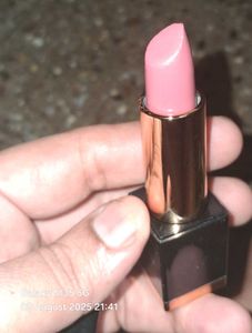 MyGlamm Lipstick Shade Barely Nude